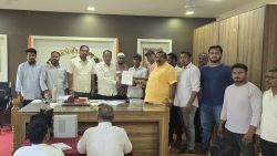 Shiv Sena will block the road with a bullock cart